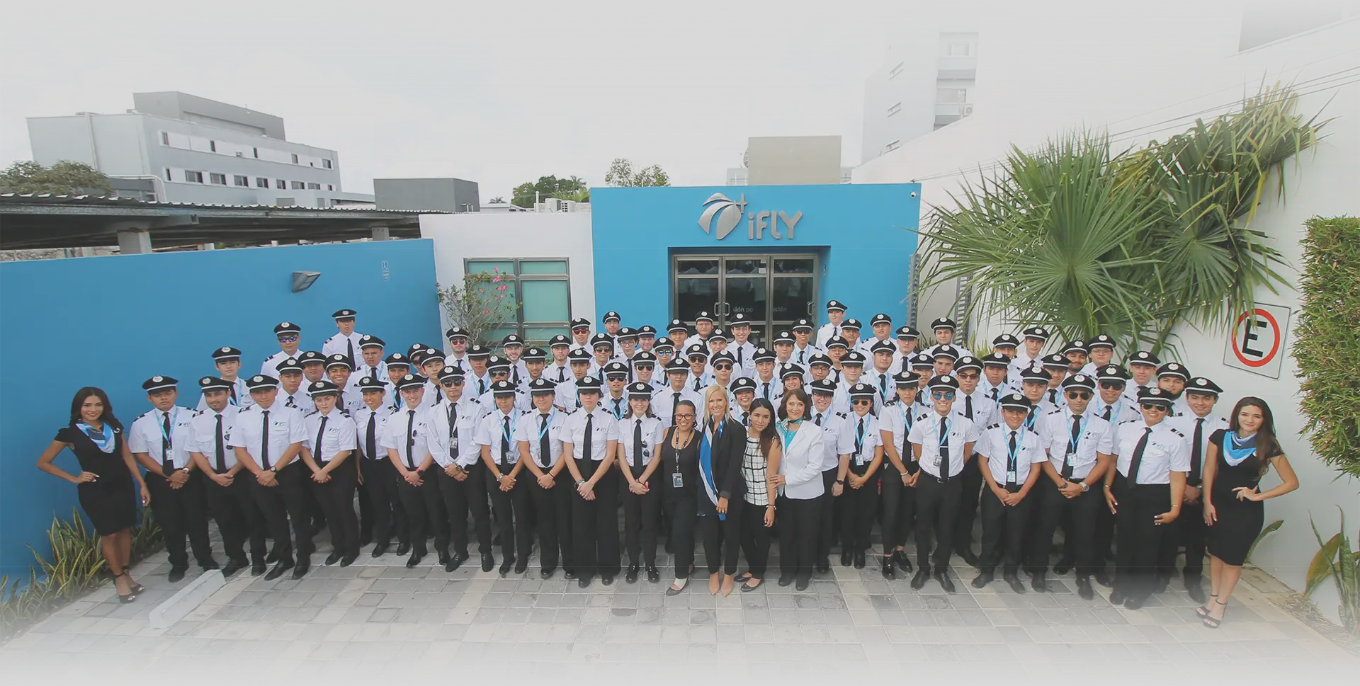 iFly Background QS 002