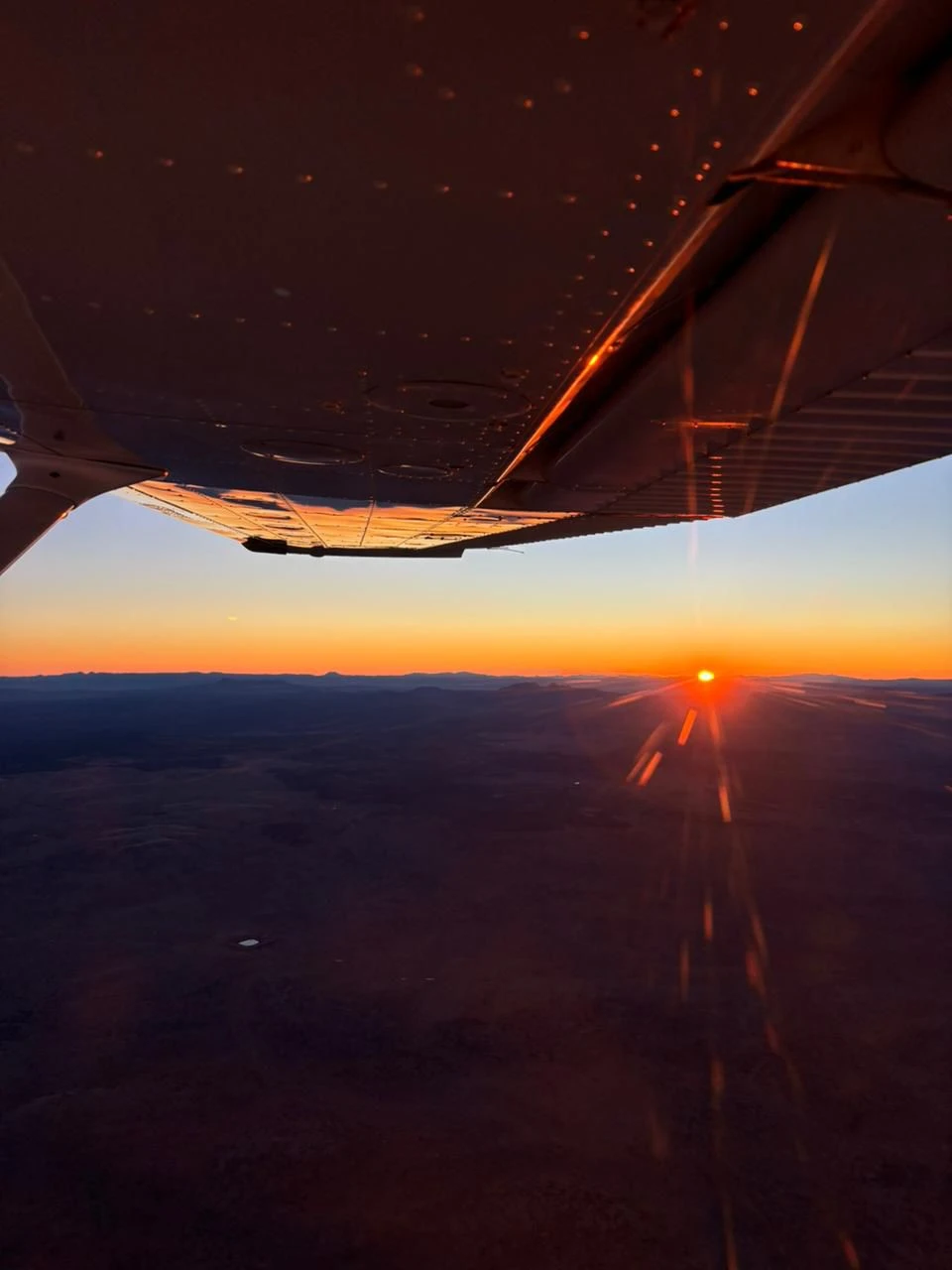 Sky sunset plane wing view 2, Eagle Aircraft Indiana USA Valparaiso IN flight school pilot training